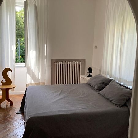 Residenza Le Rose Villa D'Arte Napoli Bagian luar foto