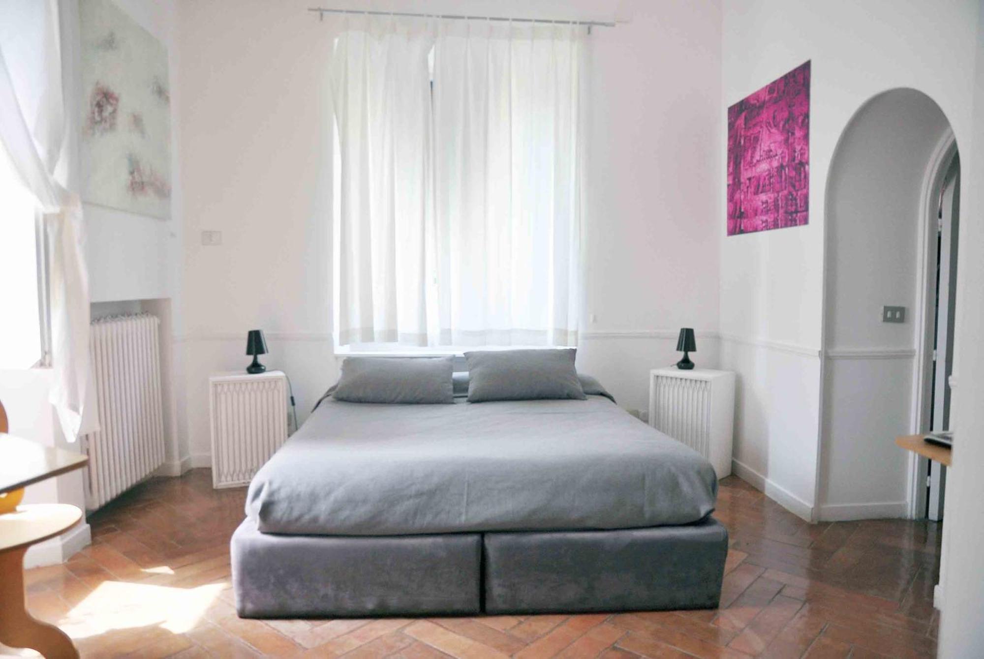 Residenza Le Rose Villa D'Arte Napoli Bagian luar foto