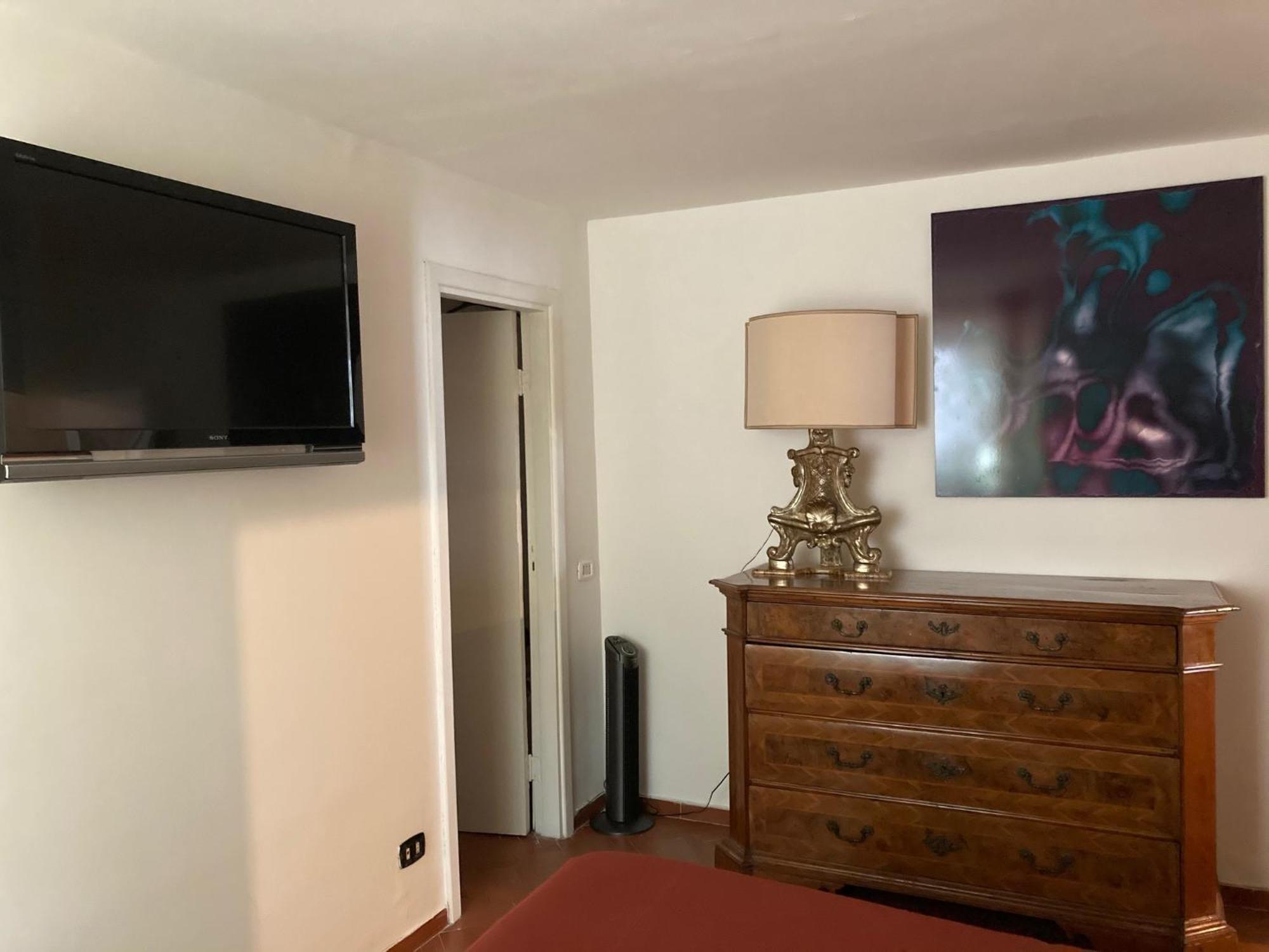 Residenza Le Rose Villa D'Arte Napoli Bagian luar foto