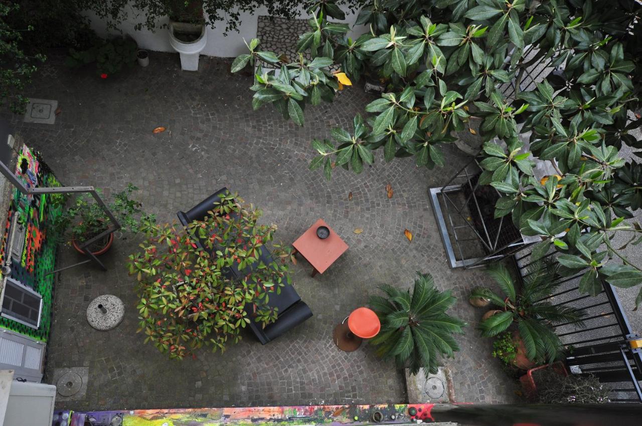 Residenza Le Rose Villa D'Arte Napoli Bagian luar foto